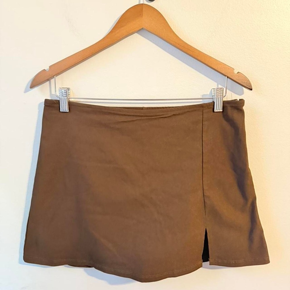 Wild Fable brown mini skirt/skort with slit and built in shorts Size M